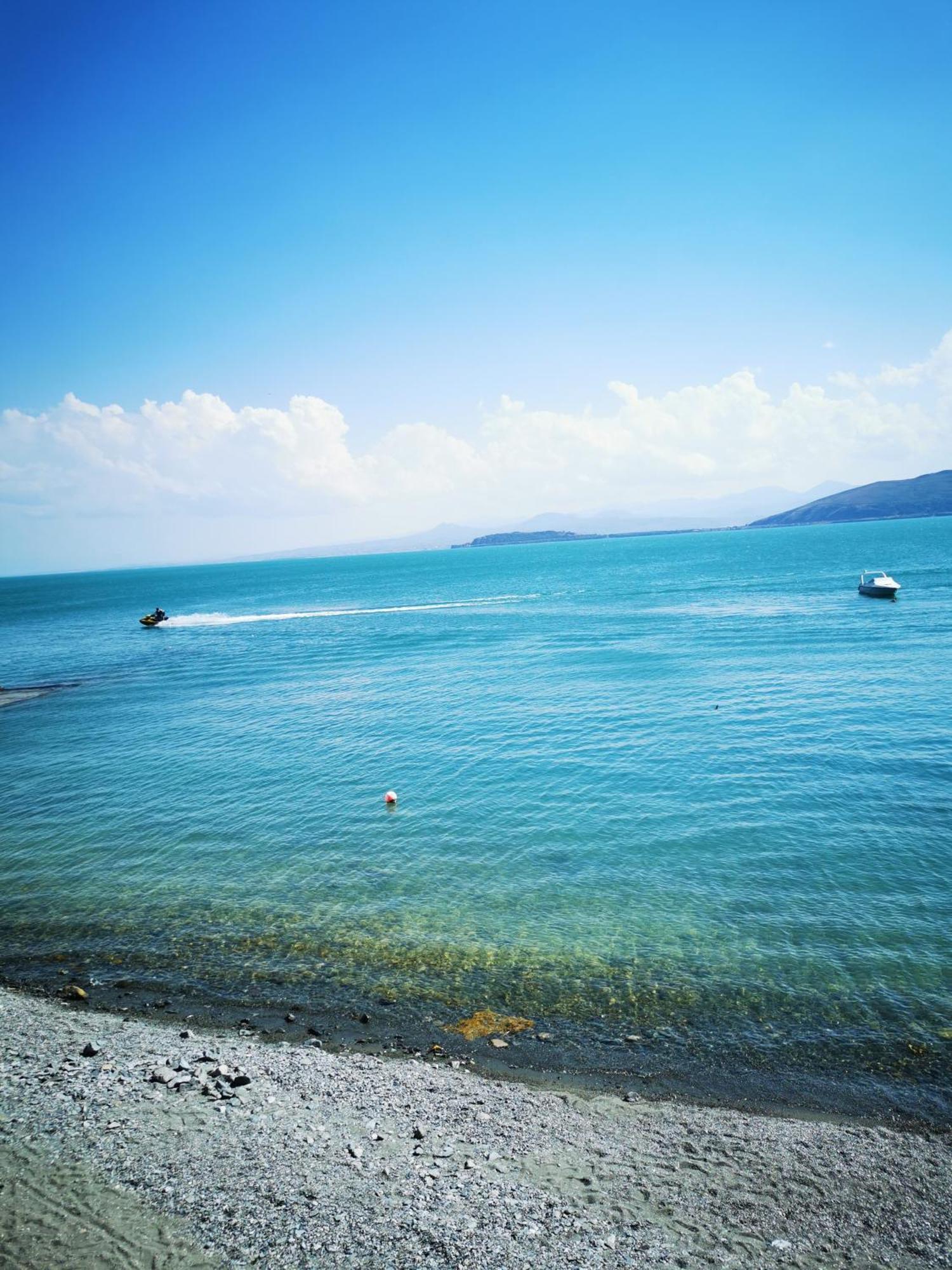 Blue Sevan Hotel Exterior foto