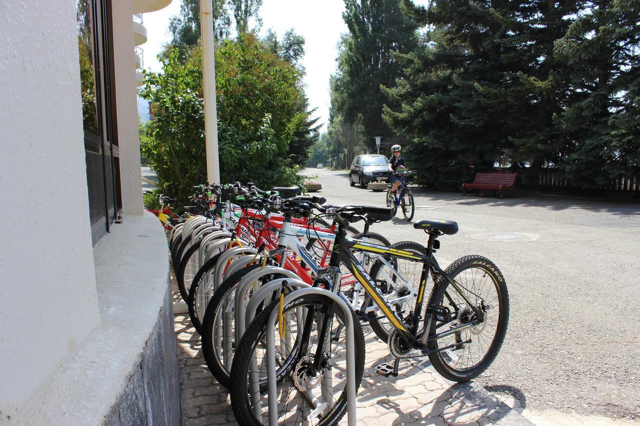 Blue Sevan Hotel Exterior foto