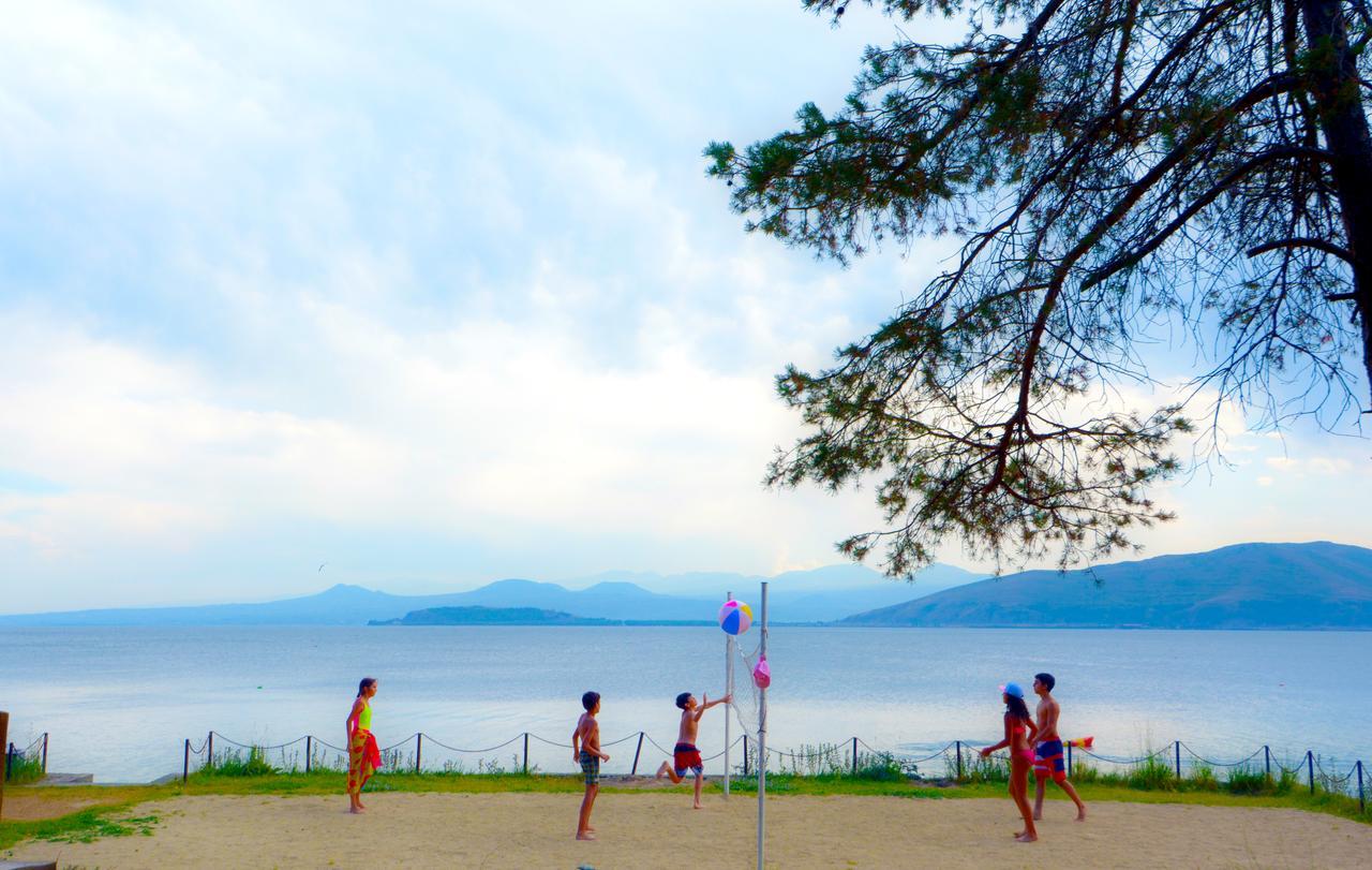 Blue Sevan Hotel Exterior foto