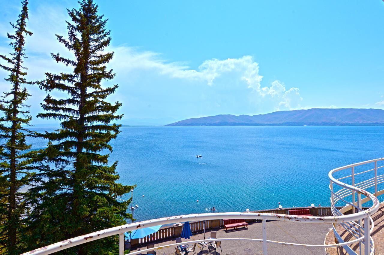 Blue Sevan Hotel Exterior foto